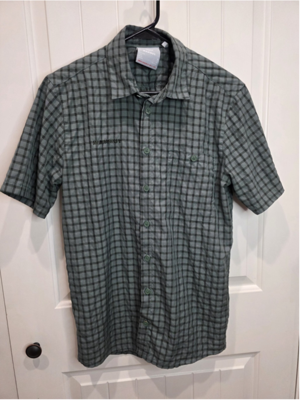 Mammut Hiking Shirt Mens S Sage Green Check Plaid Button Front Short Sleeve